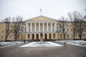 Возможная вспышка эпидемии холеры не вызывает паники в Смольном