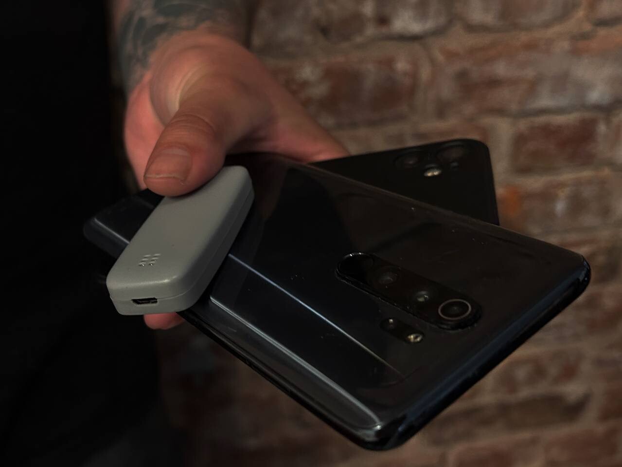 Для обмана петербуржцев мошенники подделывают страницы маркетплейсов и оплаты